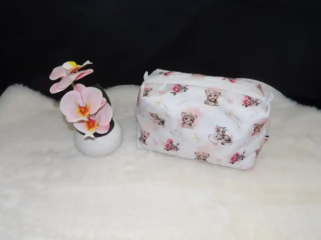 Trousse toilette imperméable