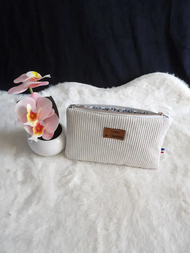 Pochette velours côtelé